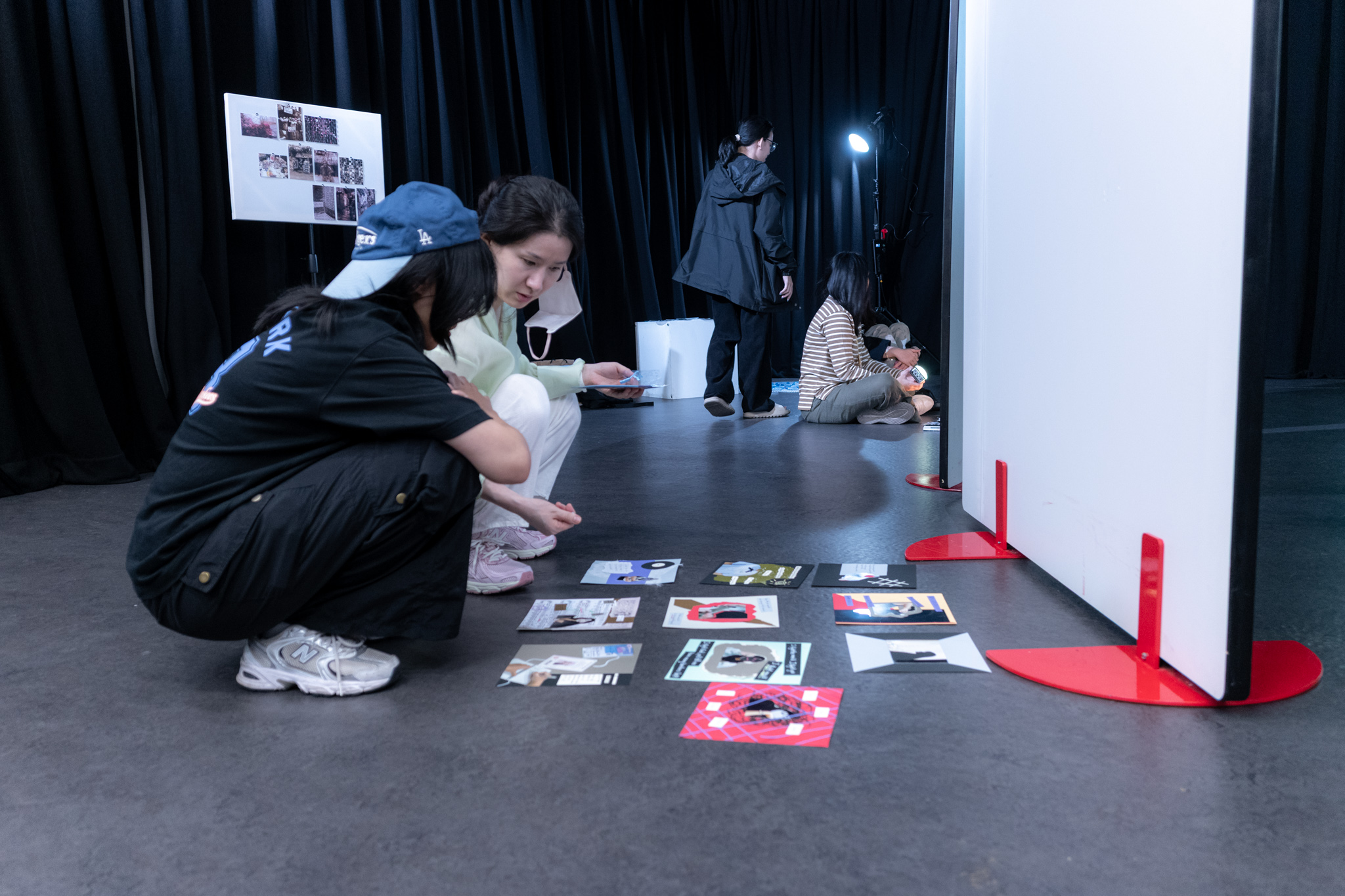 rễ-root exhibition