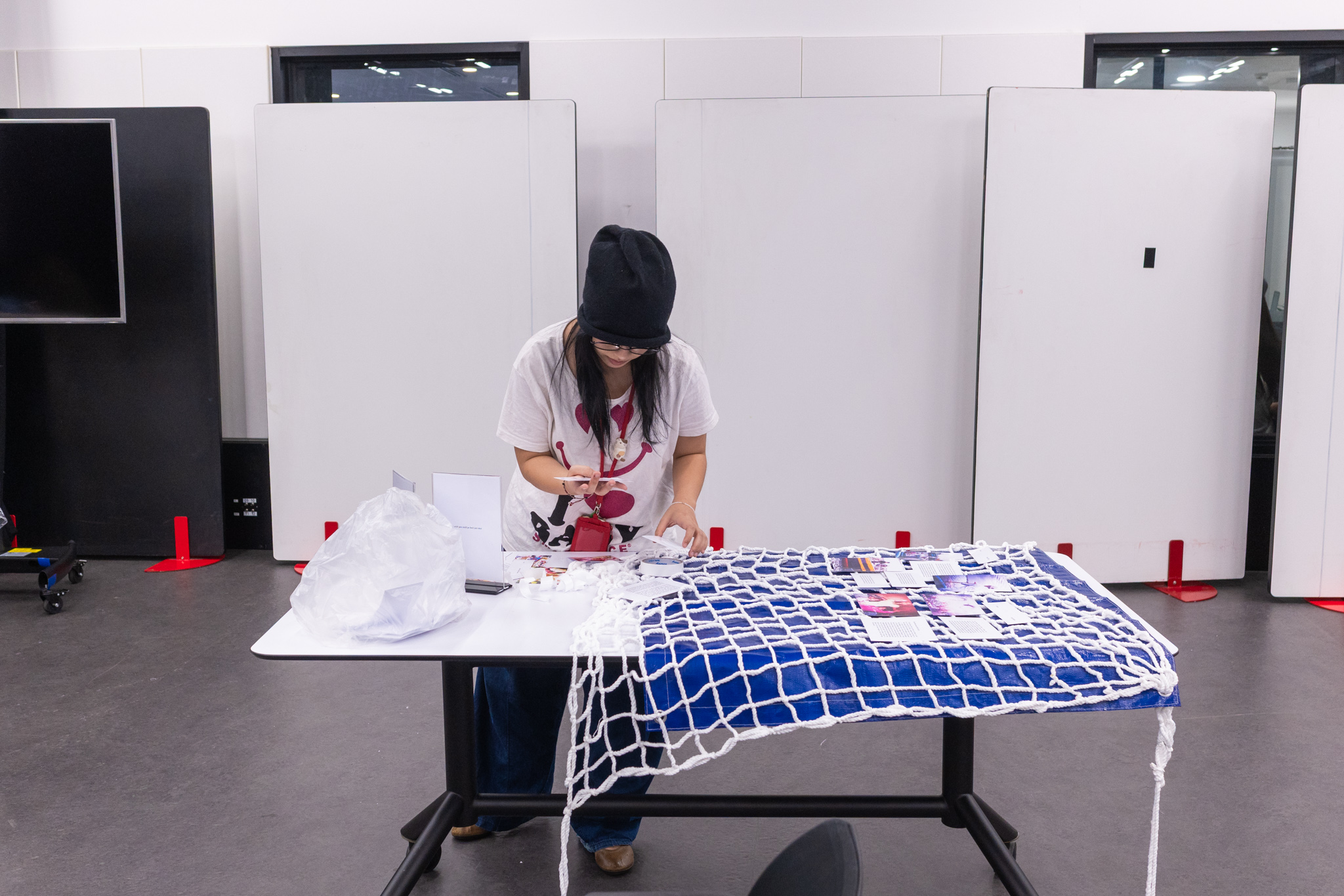 rễ-root exhibition