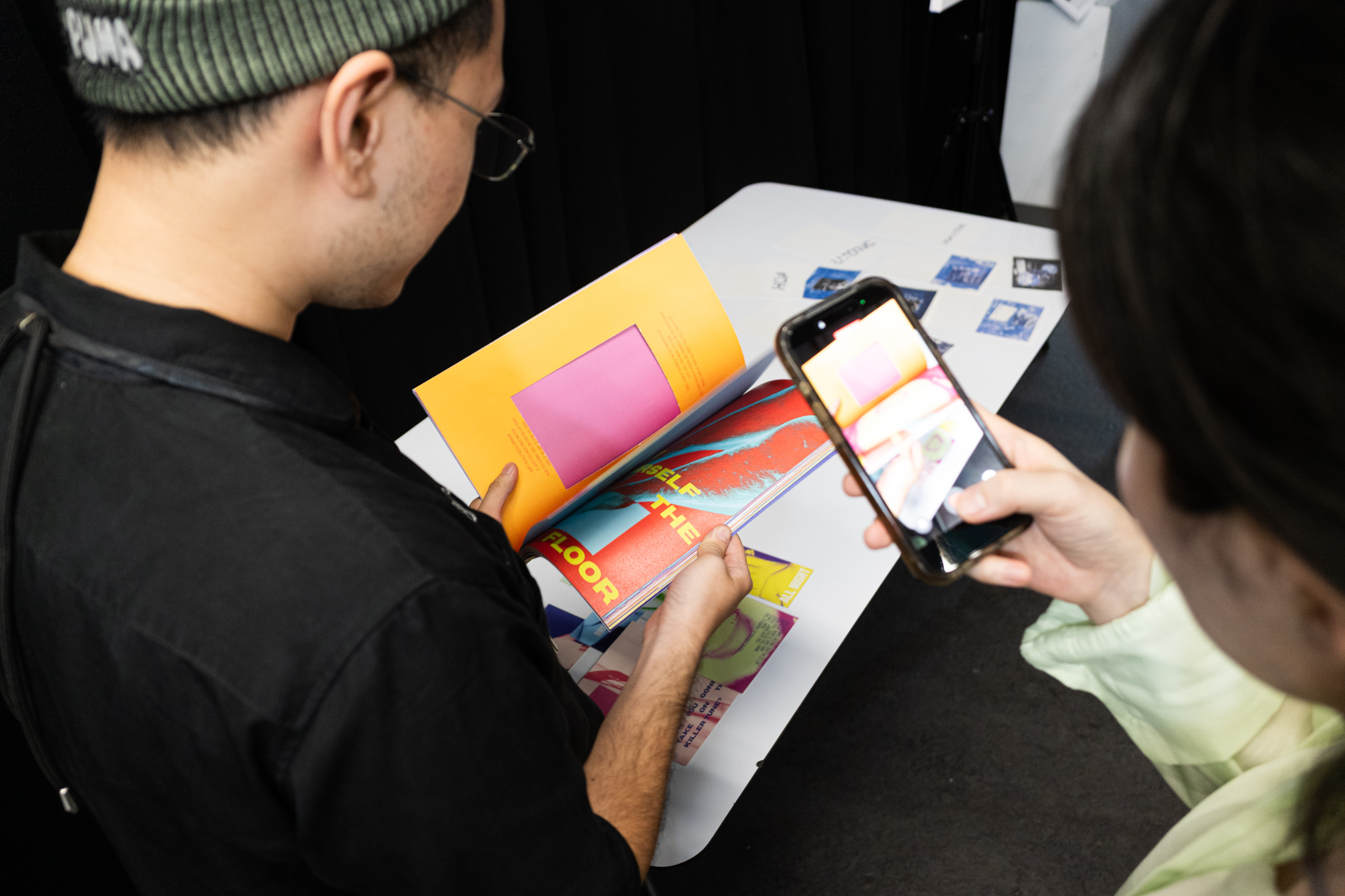 rễ-root exhibition